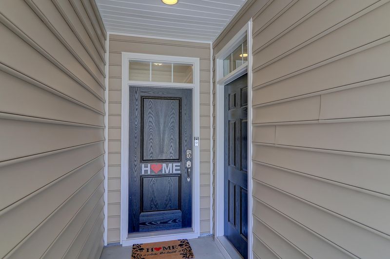 480 Whispering Breeze Ln, Summerville, SC 29486