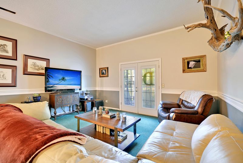 106 Woodlake Dr, Summerville, SC 29485