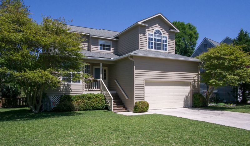 311 Wild Horse Ln, Mount Pleasant, SC 29464