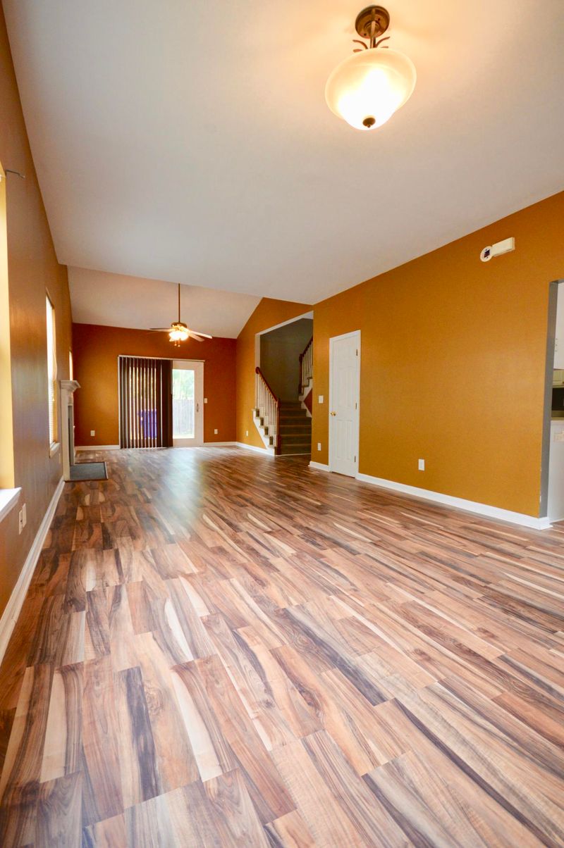 2748 Fernwood Dr, North Charleston, SC 29406
