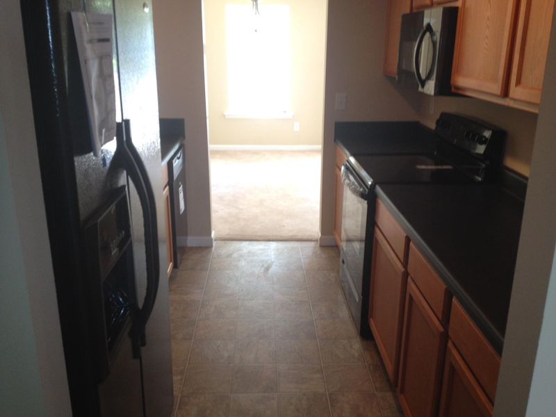 7879 Montview Rd, North Charleston, SC 29418