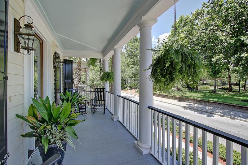 189 N Shelmore Blvd, Mount Pleasant, SC 29464