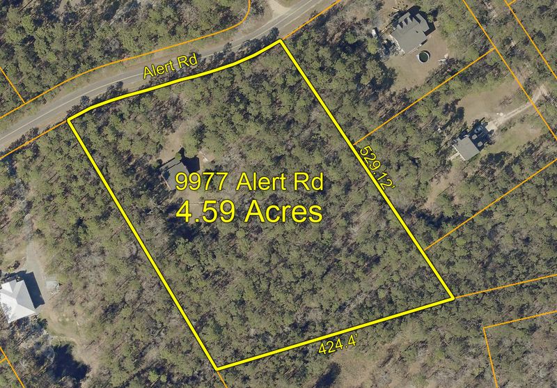 9977 Alert Rd, Mcclellanville, SC 29458