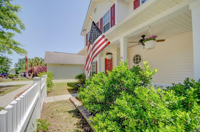 182 Jupiter Ln, Summerville, SC 29483