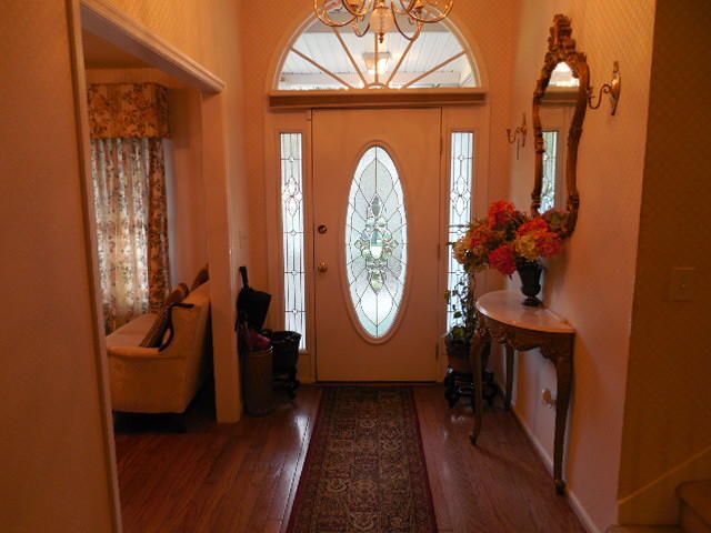 111 Guildford Dr, Goose Creek, SC 29445