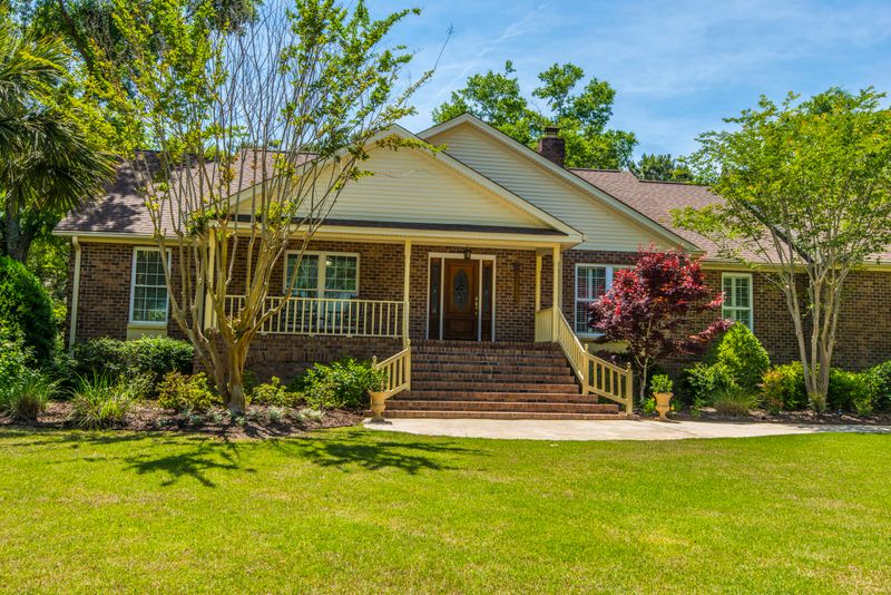 1826 Omni Blvd, Mount Pleasant, SC 29466