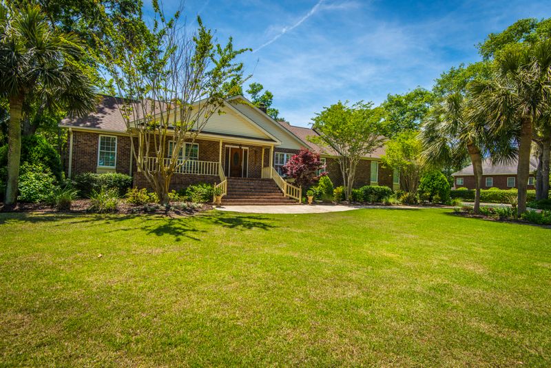 1826 Omni Blvd, Mount Pleasant, SC 29466