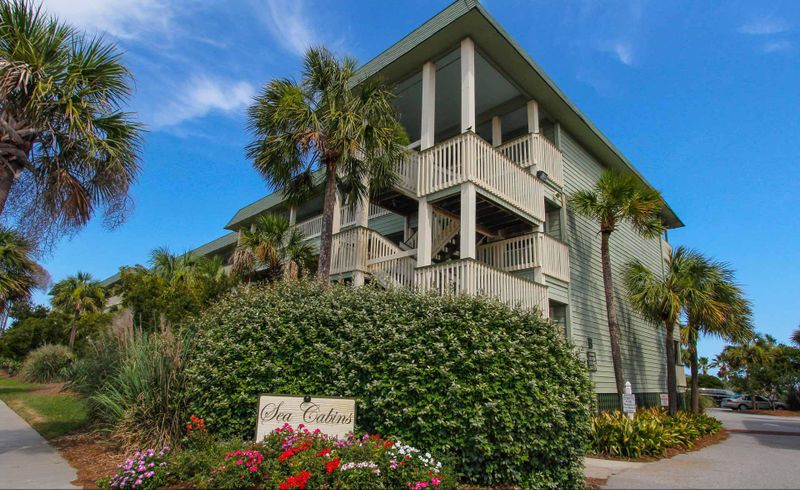 1300 Ocean Blvd #330, Isle Of Palms, SC 29451
