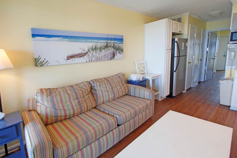 1300 Ocean Blvd #330, Isle Of Palms, SC 29451