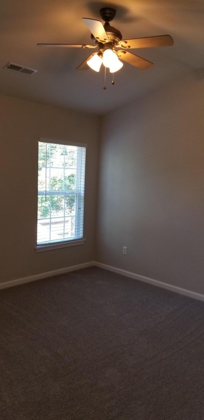 167 Woodward Rd, Goose Creek, SC 29445