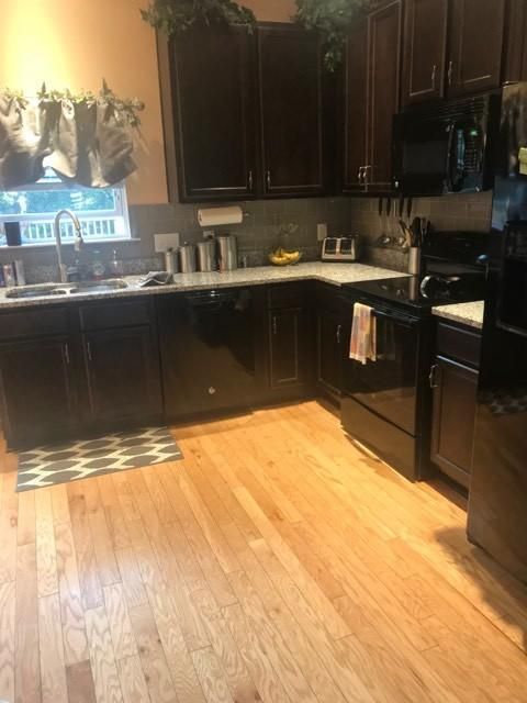 9069 Parlor Dr, Ladson, SC 29456