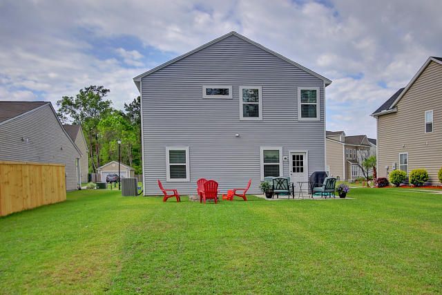 218 Old Savannah Dr, Goose Creek, SC 29445