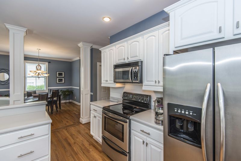 605 King Haven Ln, Johns Island, SC 29455