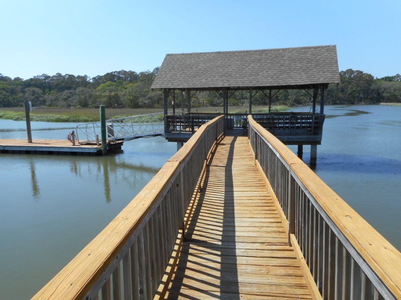 8 Island Cv, Edisto Beach, SC 29438