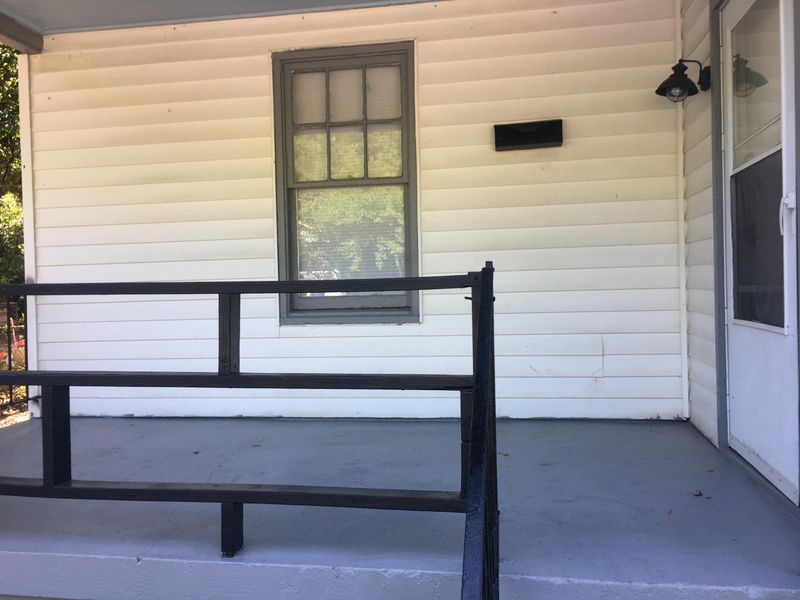 2708 E Surrey Dr, North Charleston, SC 29405