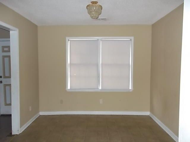 239 Blossom St, Goose Creek, SC 29445