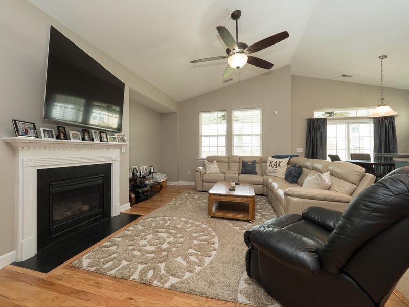 310 Nuttall Dr, Summerville, SC 29486