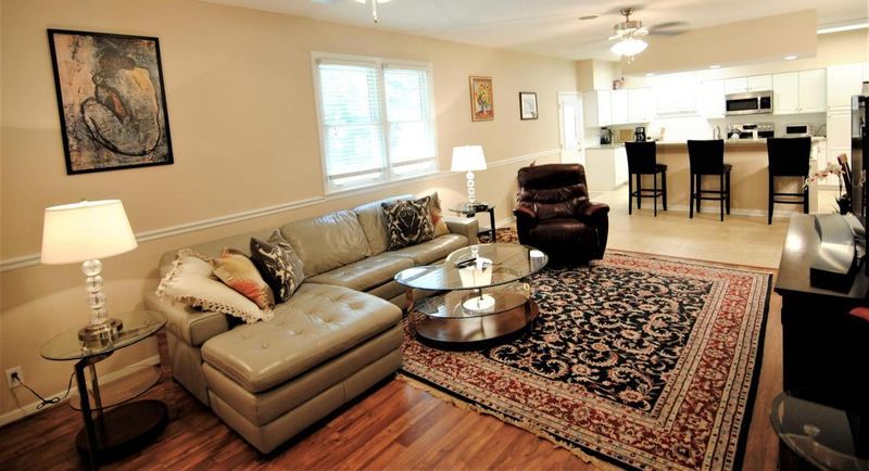 121 Pinewood Dr, Moncks Corner, SC 29461