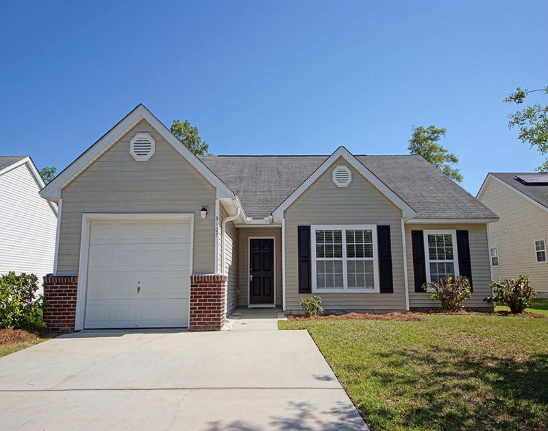5107 Thornton Dr, Summerville, SC 29485