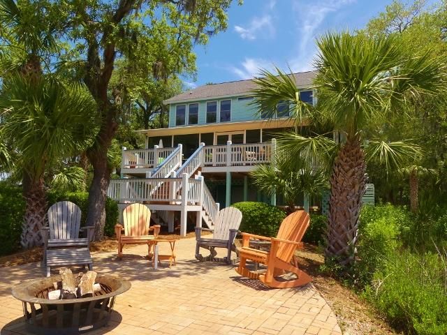8195 Wahoo Ct, Edisto Island, SC 29438