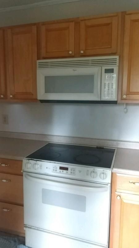 300 Hastie Dr, Goose Creek, SC 29445