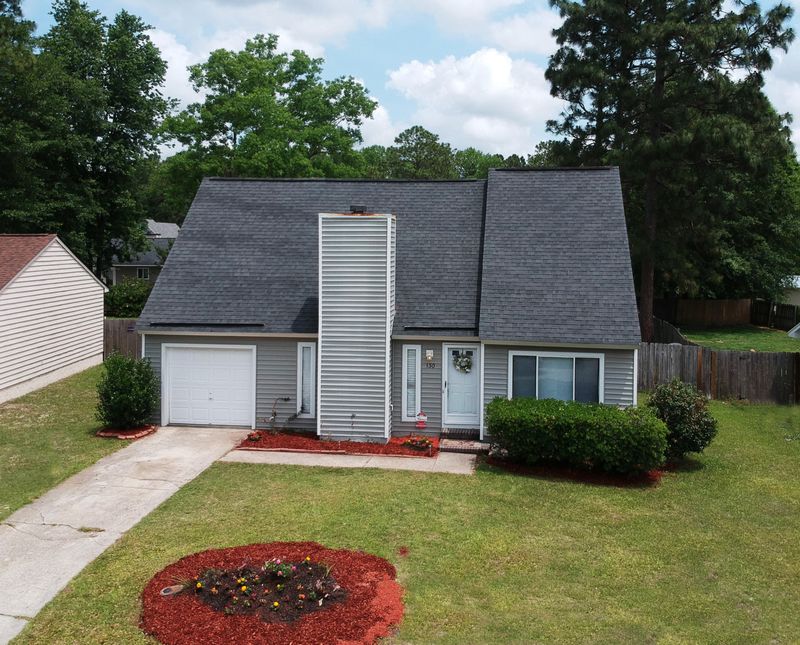 130 Traders Station Rd, Summerville, SC 29486