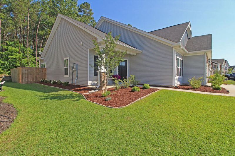 410 Allamby Ridge Rd, Moncks Corner, SC 29461