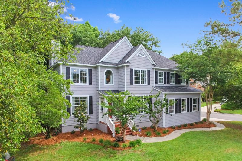 2781 Victoria Lake Dr, Mount Pleasant, SC 29466