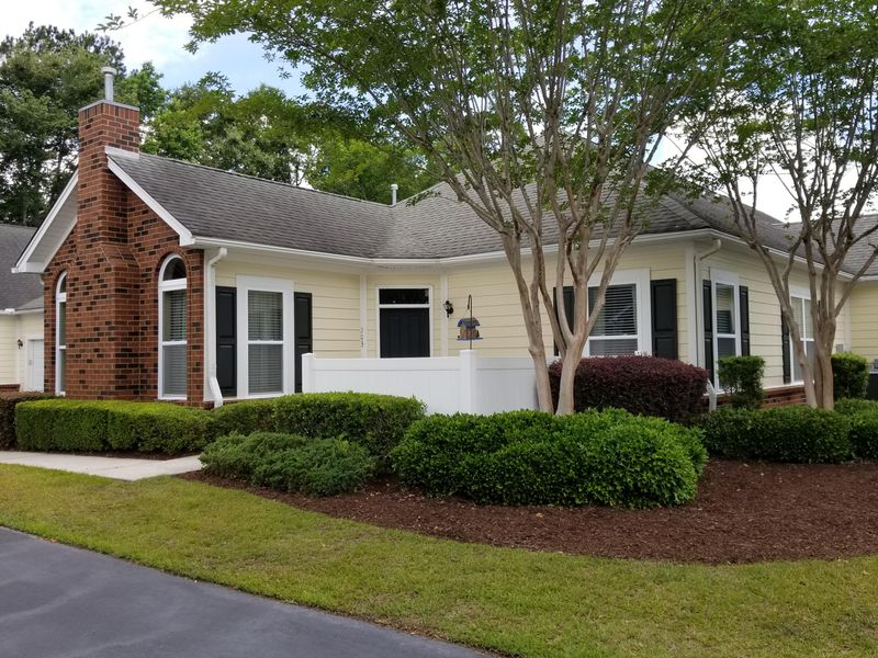 8800 Dorchester Rd #203, North Charleston, SC 29420