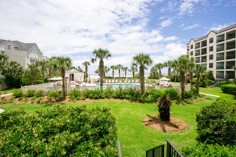 109 Summerhouse, Isle Of Palms, SC 29451