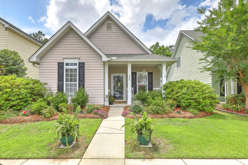 404 Pimpernel St, Summerville, SC 29483