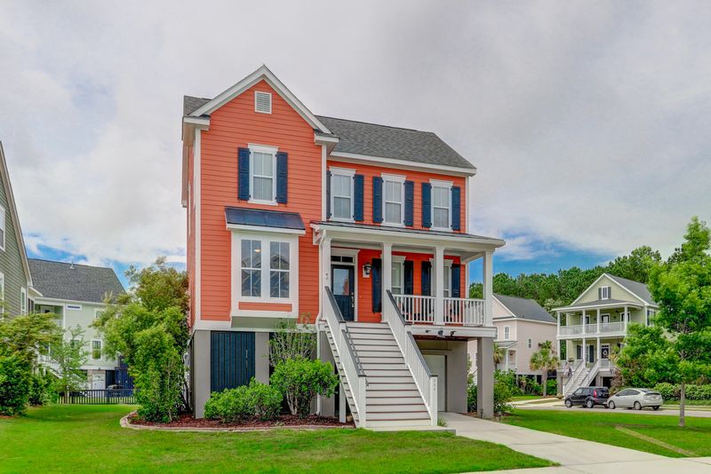 111 Sandshell Dr, Daniel Island, SC 29492