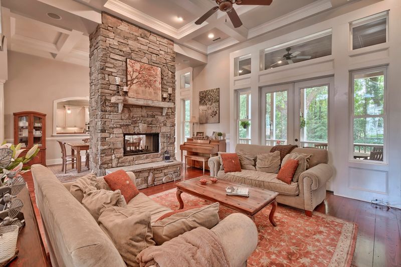 1404 Walking Trail Ct, Mount Pleasant, SC 29466
