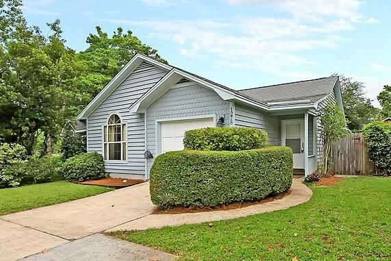 1278 Llewellyn Rd, Mount Pleasant, SC 29464