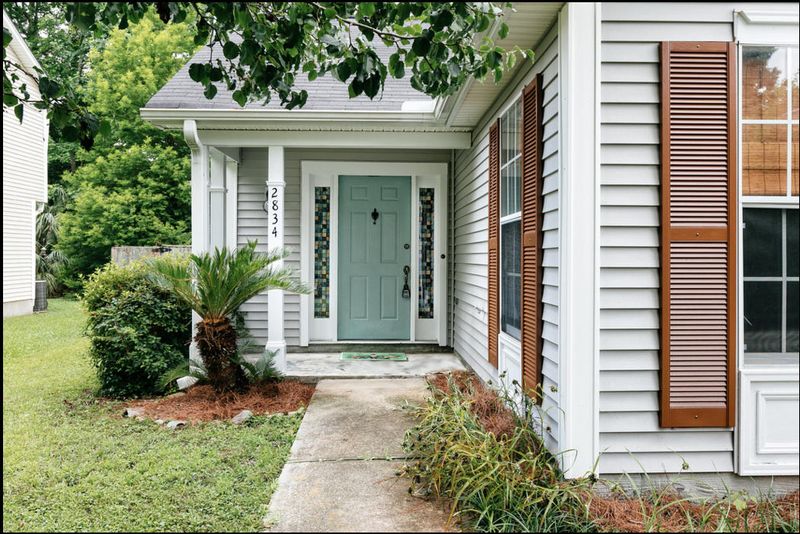 2834 S Moss Oak Ln, Charleston, SC 29414
