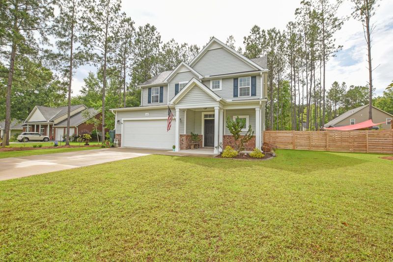 102 Chiles Dr, Summerville, SC 29483