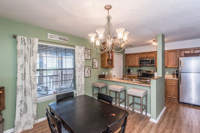 1681 Hunters Run Dr, Mount Pleasant, SC 29464