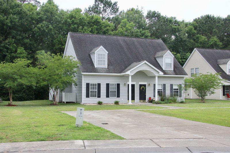 2184 Kings Gate Ln, Mount Pleasant, SC 29466