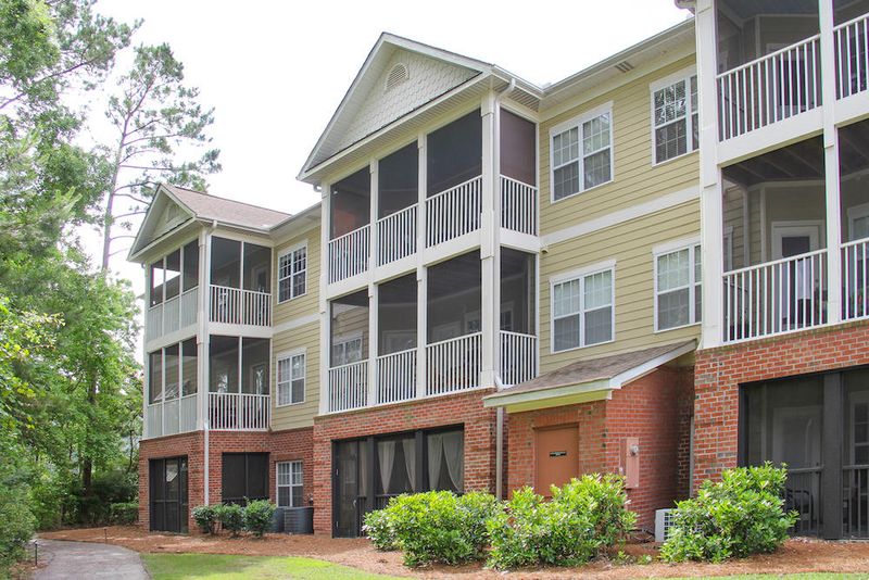 2019 Basildon Rd, Mount Pleasant, SC 29466