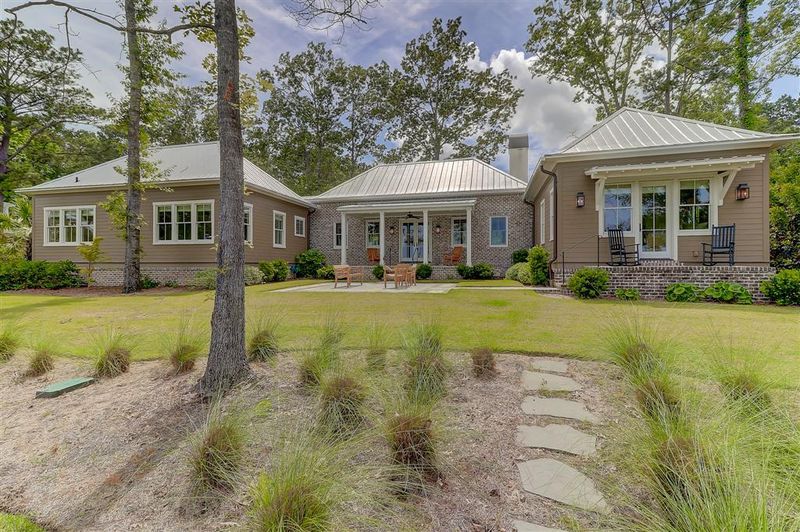 4528 Carriage House Way, Ravenel, SC 29470