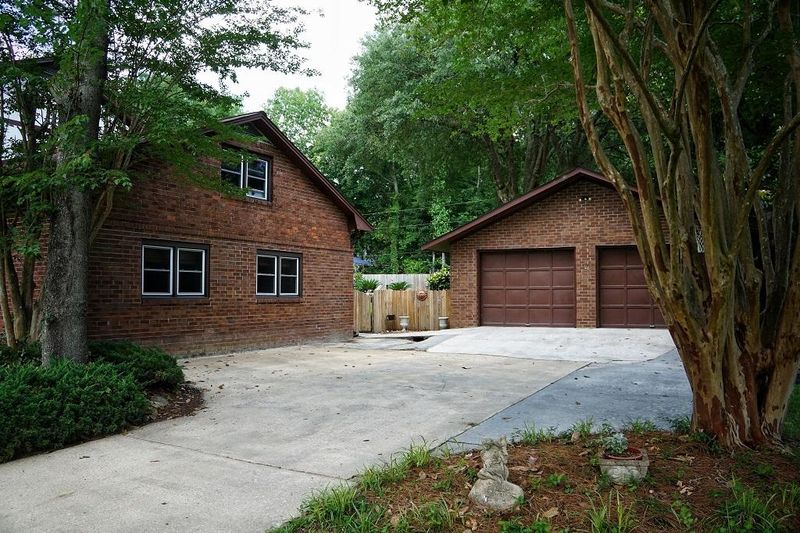 109 King Charles Cir, Summerville, SC 29485