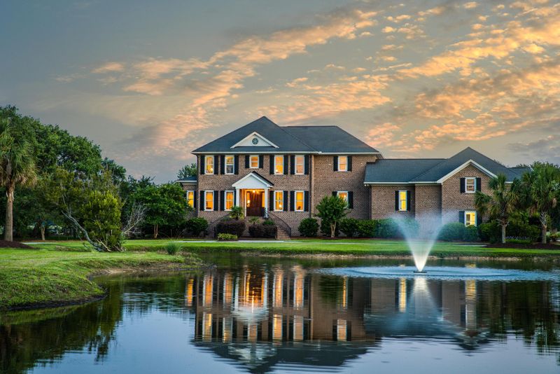 4599 Archfield Ave, Meggett, SC 29449