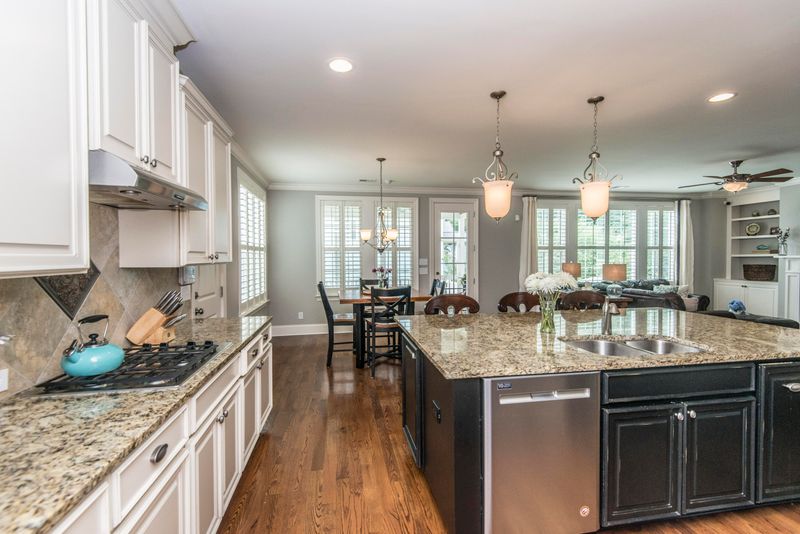 4085 Blackmoor St, Mount Pleasant, SC 29466