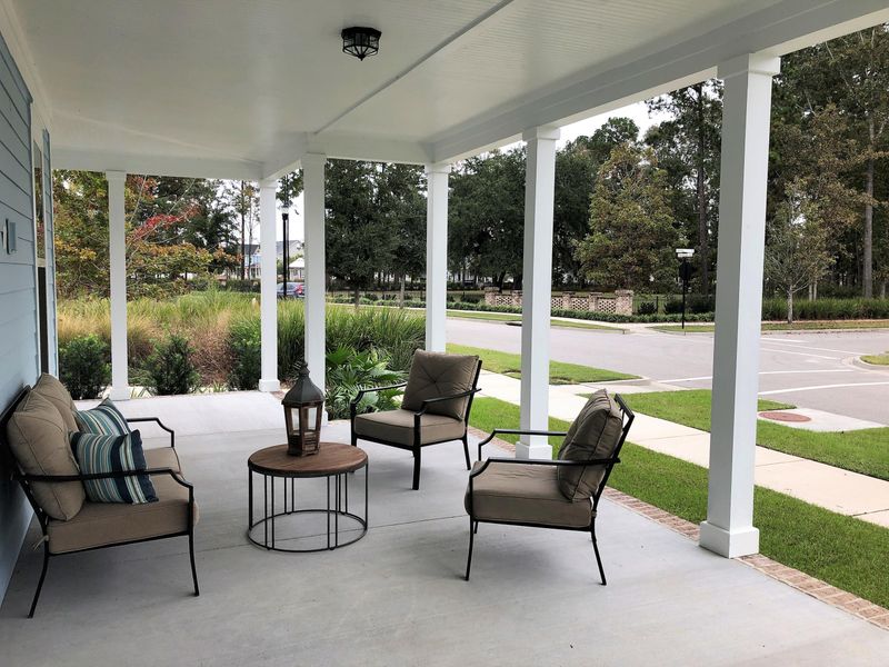 129 Canopy Ln, Summerville, SC 29485