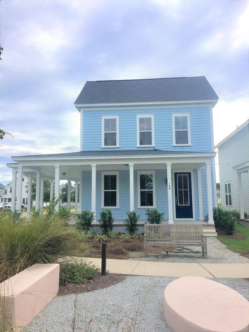 129 Canopy Ln, Summerville, SC 29485