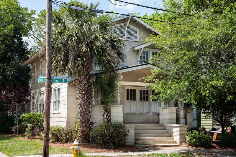 1119 King St, Charleston, SC 29403