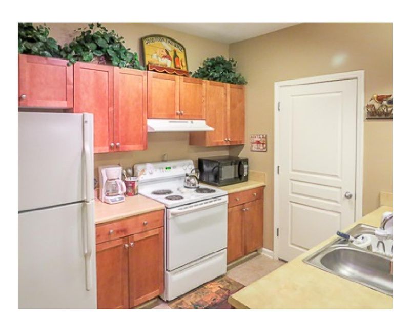 300 Bucksley Ln #303, Daniel Island, SC 29492