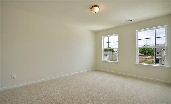 802 Redbud Ln, Summerville, SC 29486