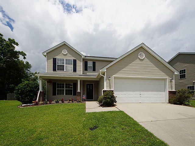 102 Banner Ct, Goose Creek, SC 29445