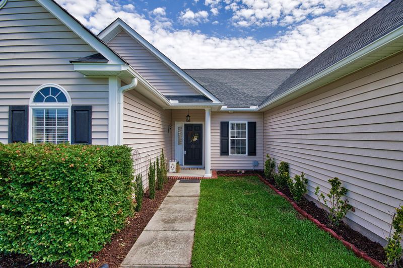 221 Equinox Cir, Ladson, SC 29456
